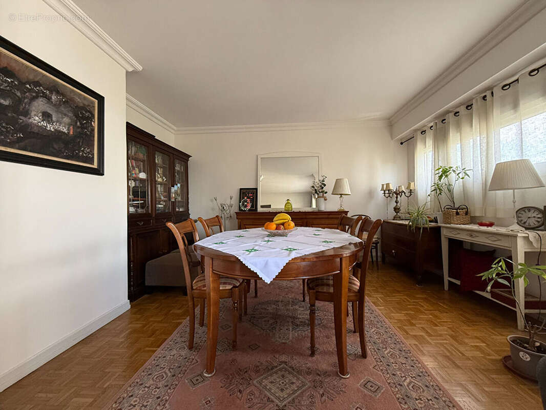 Appartement à MASSY