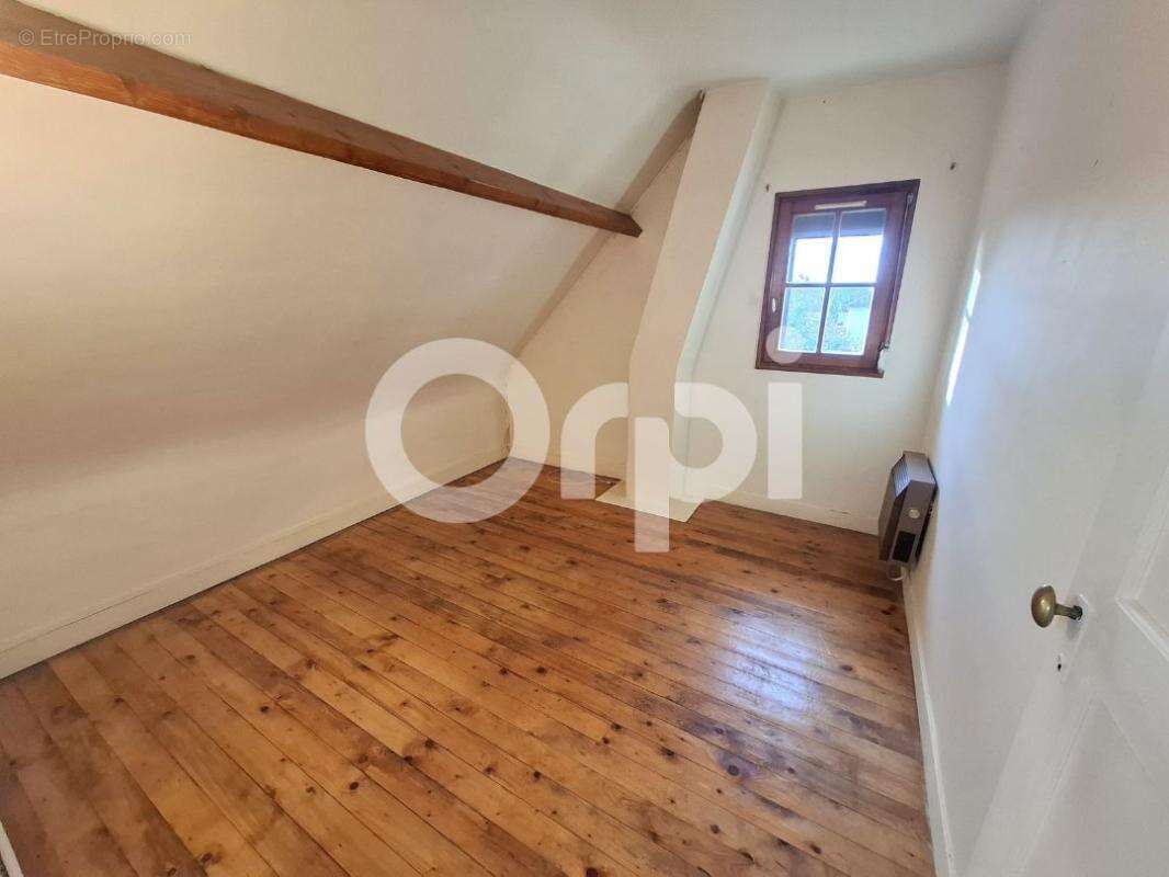 Maison à TROSLY-BREUIL