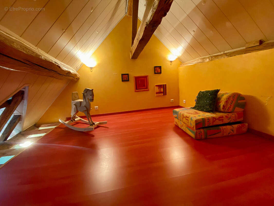 Maison à SEMUR-EN-BRIONNAIS