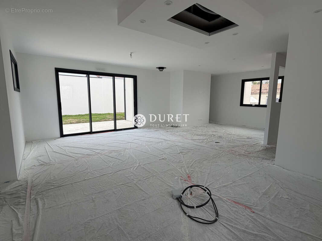 Maison à LA BOISSIERE-DE-MONTAIGU