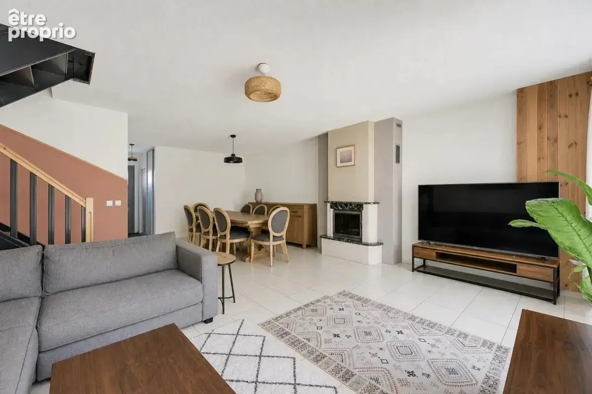 Maison de 5 pièces de 110 m² à Talence - photo 4