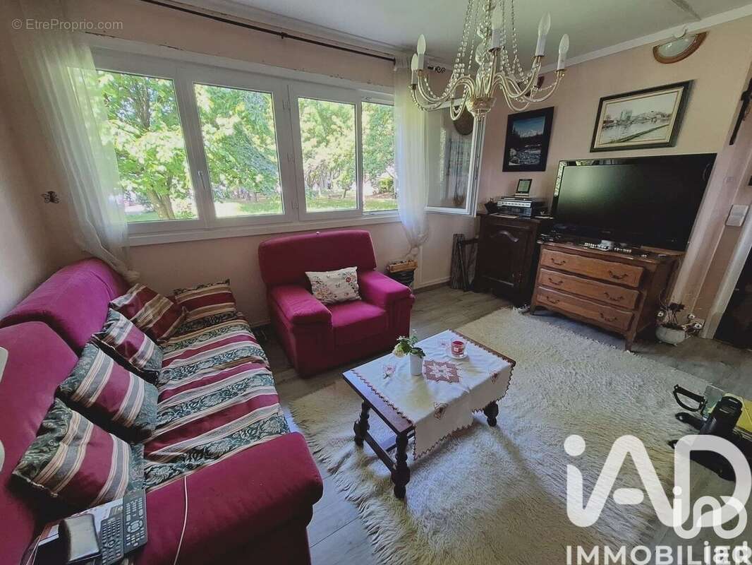 Photo 2 - Appartement à SAINT-DENIS