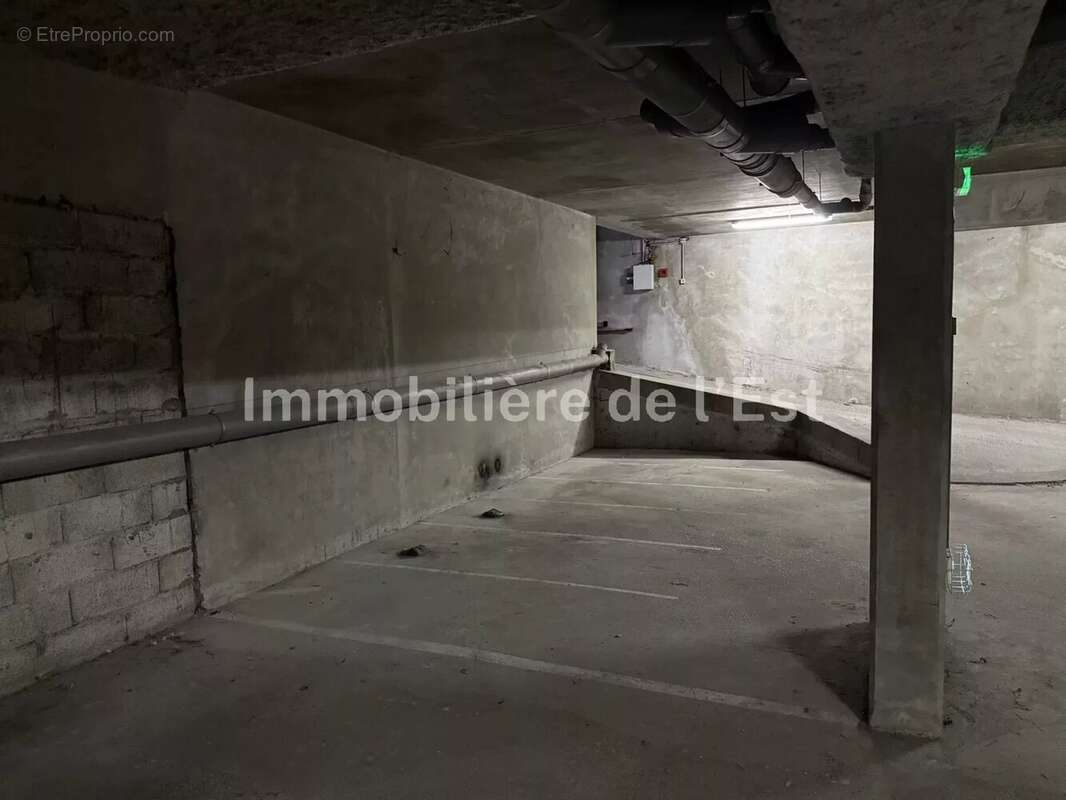 Parking à LYON-3E