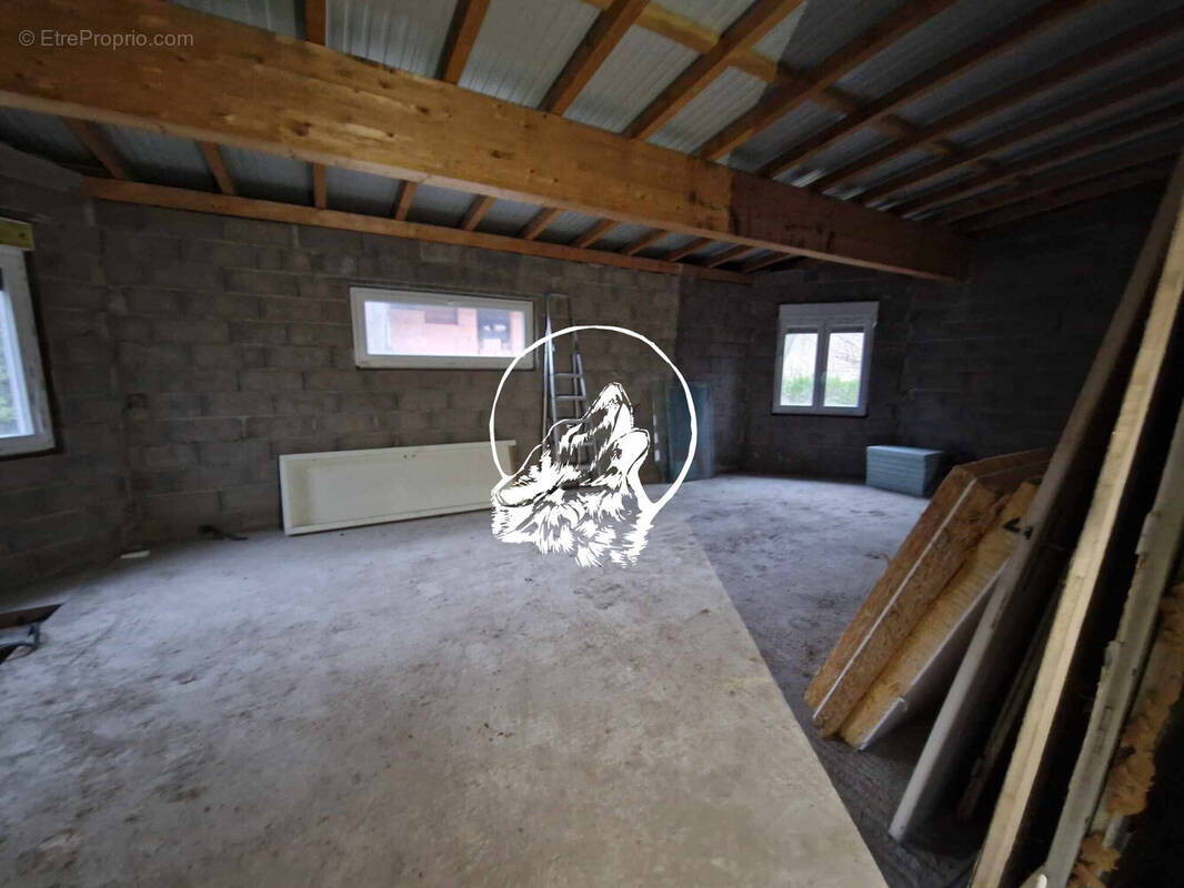 Appartement à GROSTENQUIN