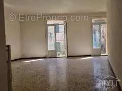 Appartement à ROGNES