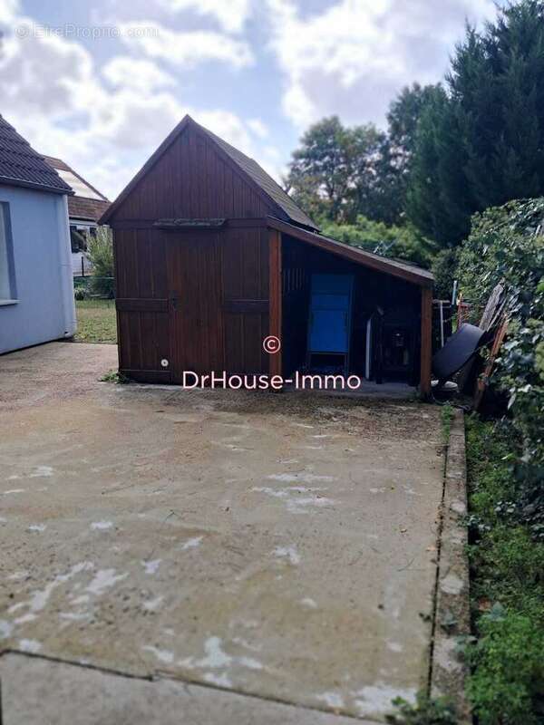 Maison à LE BREIL-SUR-MERIZE