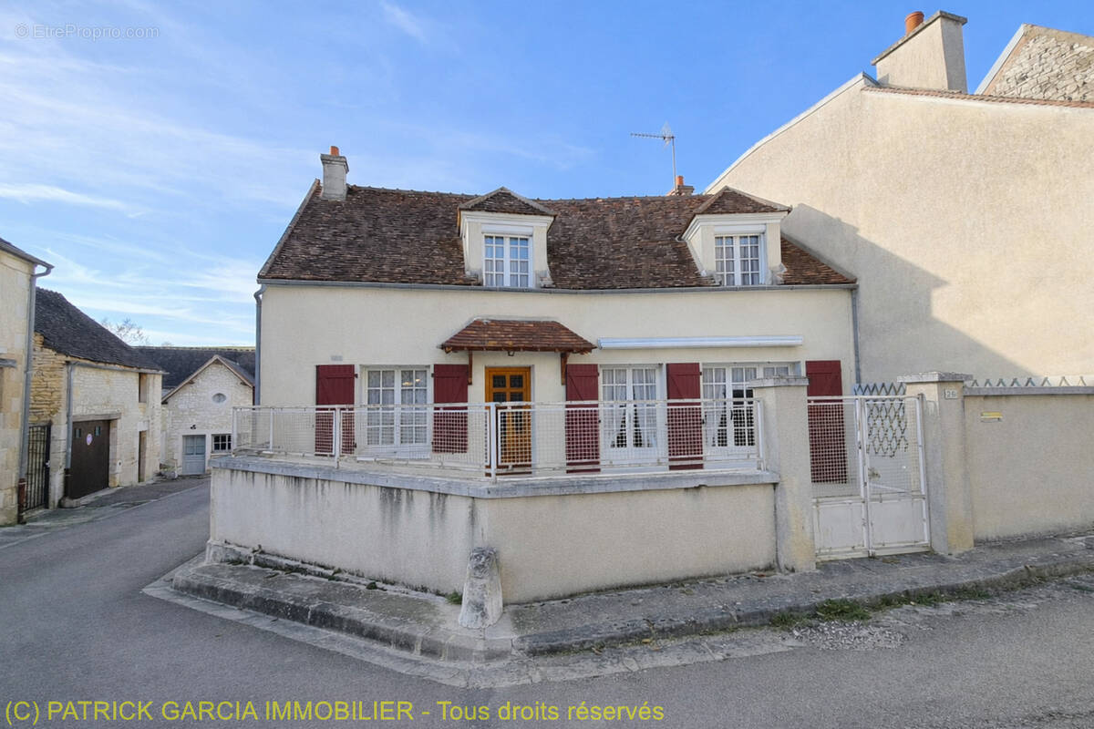Maison à IRANCY
