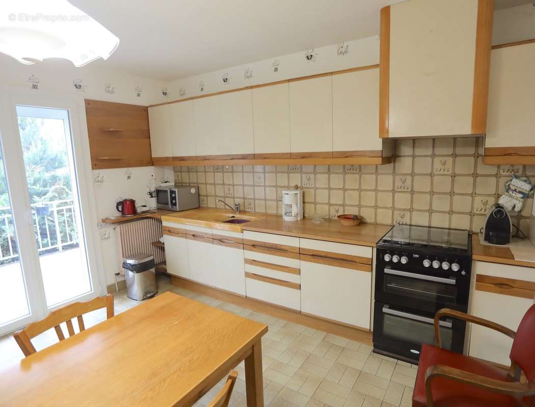 Maison sur 1200m2 de terrain - photo 5