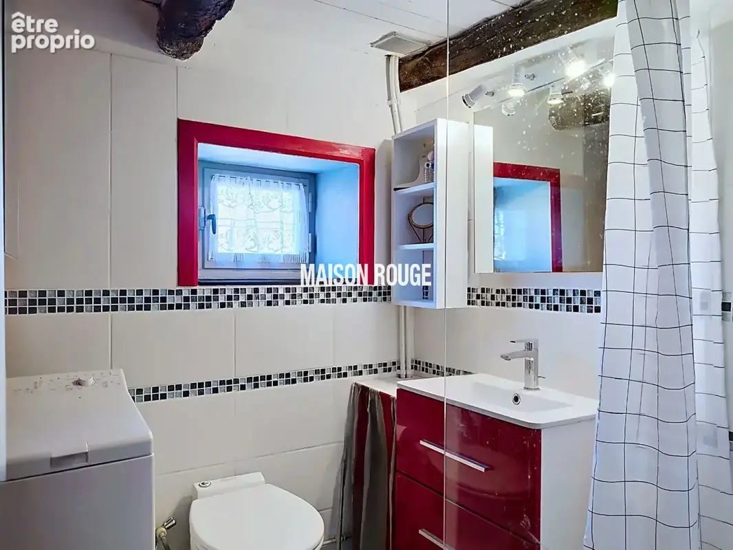 Belles possibilités pour cette  Maison  de pays au coeur du bourg - photo 12