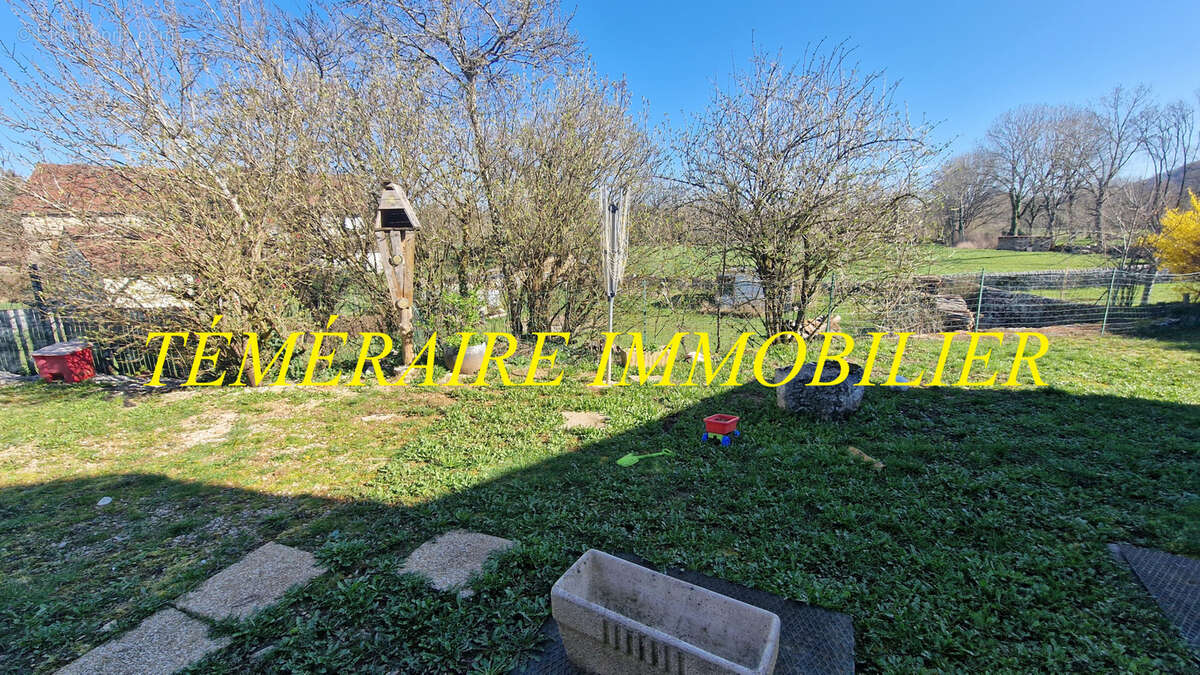 Maison à BONNEFONTAINE