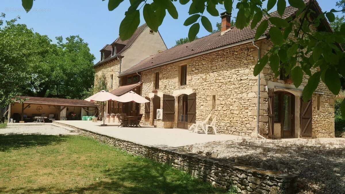 Maison à SARLAT-LA-CANEDA