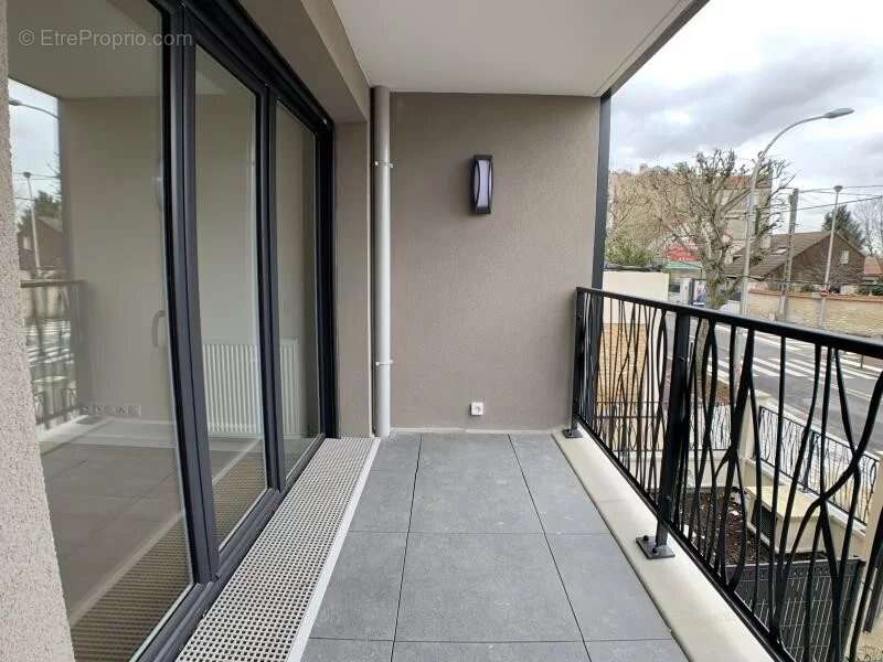 Appartement à LE PERREUX-SUR-MARNE