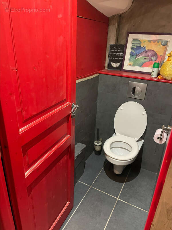 Commerce à FLEURANCE