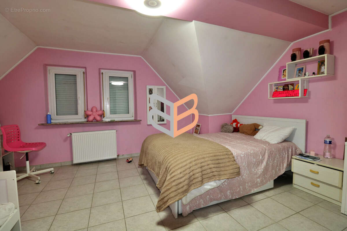 Maison 118 m² à Ottange  - photo 7
