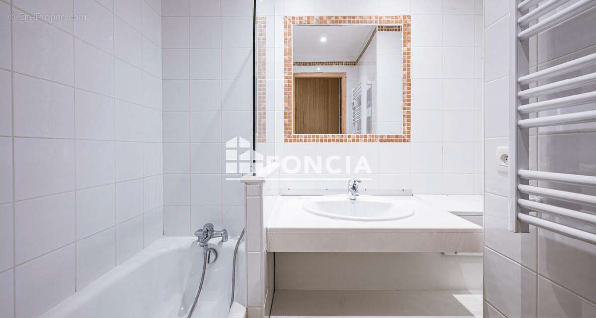 Appartement à NOTRE-DAME-DE-BELLECOMBE