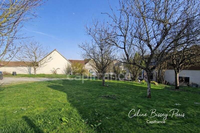 Maison 6 pièces, 4 chambres, 812M2 Terrain, 1 Garage, MESNIL SAINT LOUP (10) - photo 10