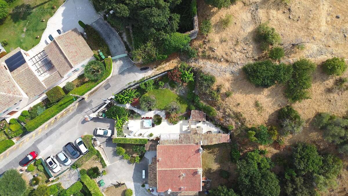 Appartement à VILLENEUVE-LOUBET