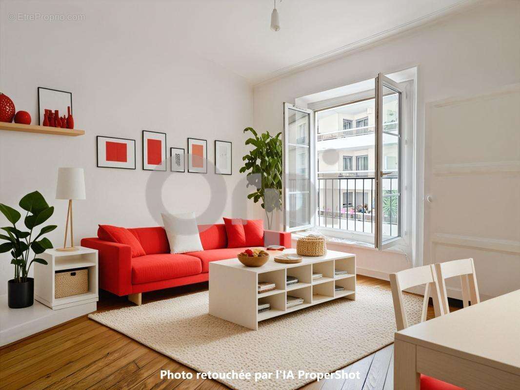 Appartement à PARIS-10E