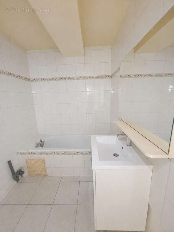 Appartement 43 m² à Charleville-Mezieres  - photo 4