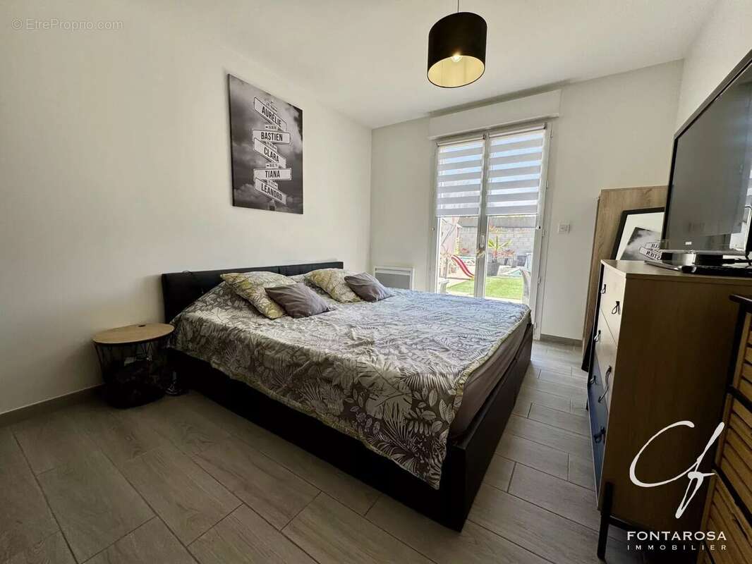 Maison à PUGET-SUR-ARGENS