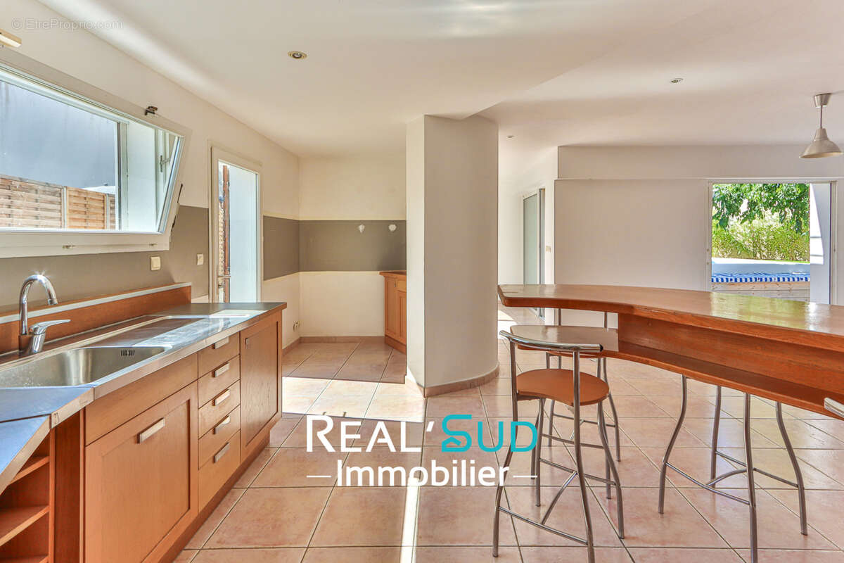 Maison à MARSEILLE-9E