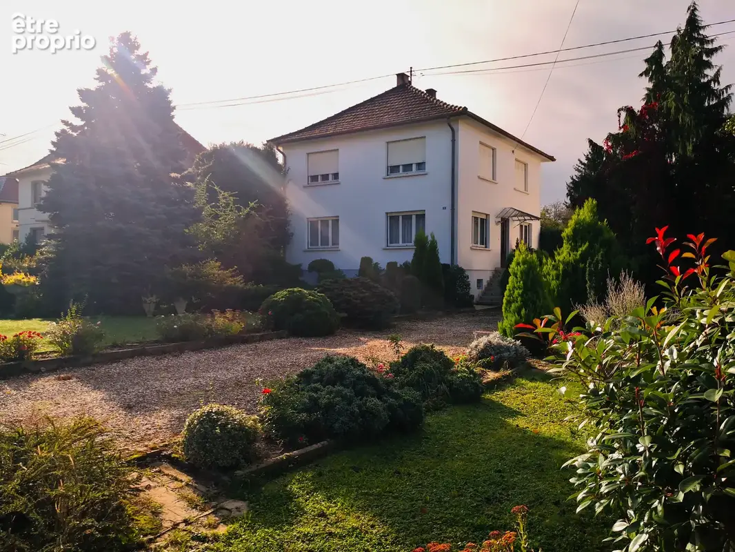 Maison avec grand terrain - photo 2