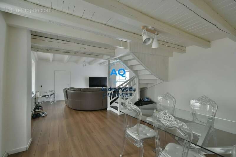 Valserhone (01200) – maison individuelle 100 m² – terrain 187 m² – 3 chambres – cave 48 m² - photo 2