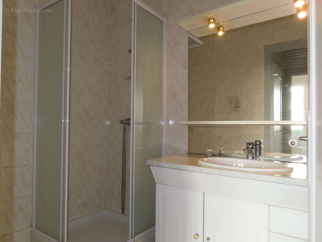 Appartement à PONT-DE-CHERUY