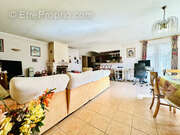 Maison à VILLENEUVE-DE-LA-RAHO