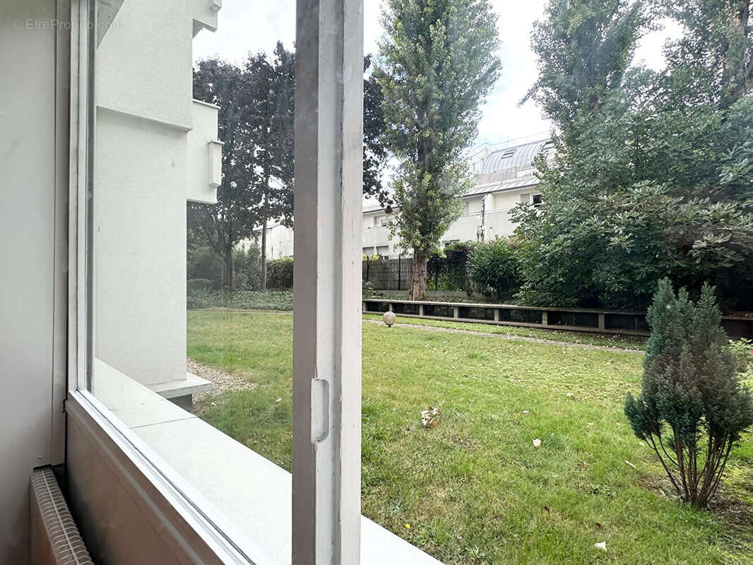 Commerce à PARIS-18E