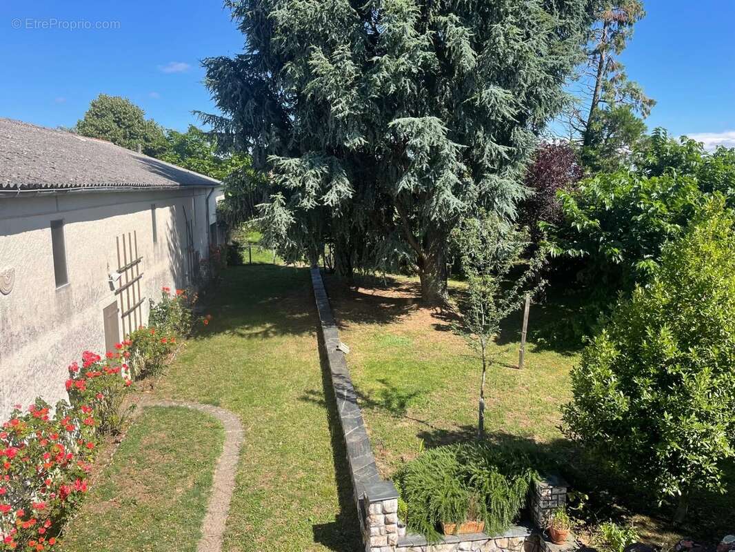 Grande maison  de 226 m² avec hangar - photo 20