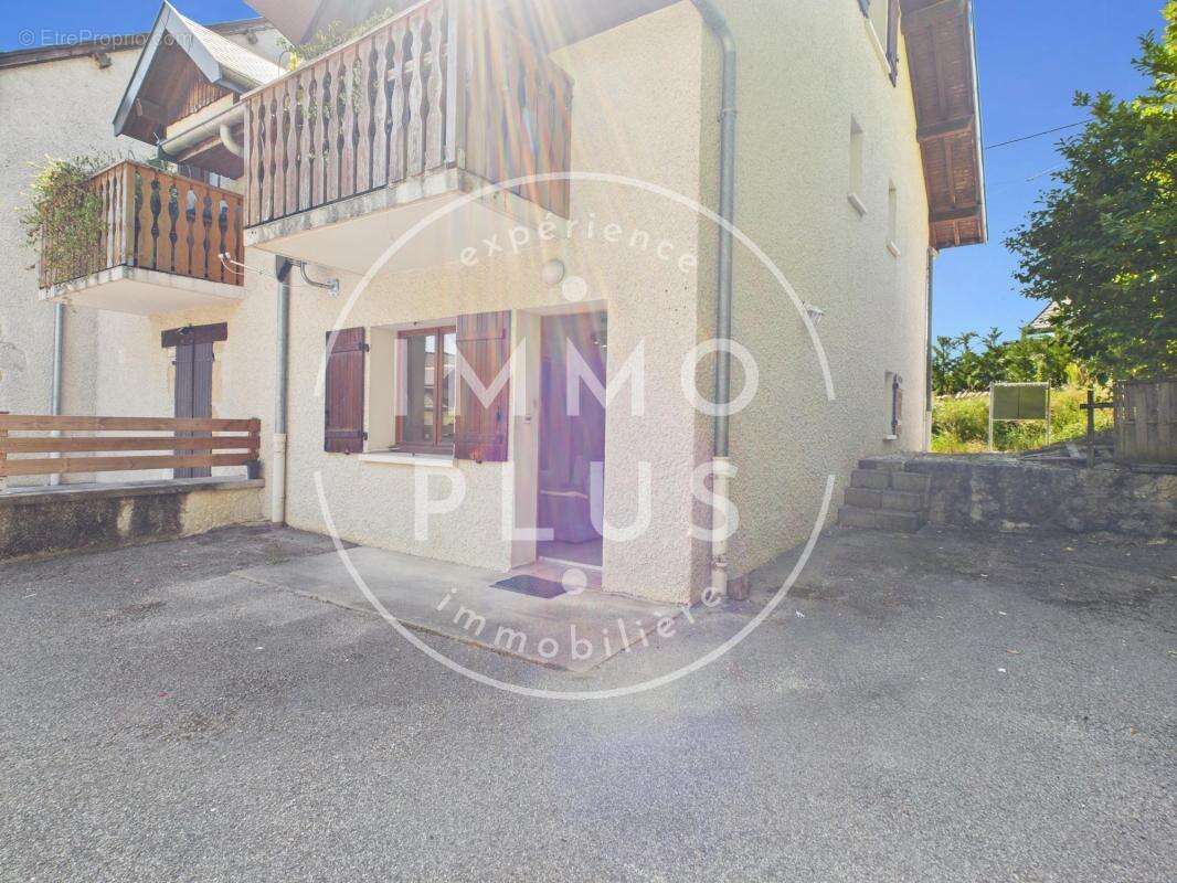 Appartement à LA BALME-DE-SILLINGY