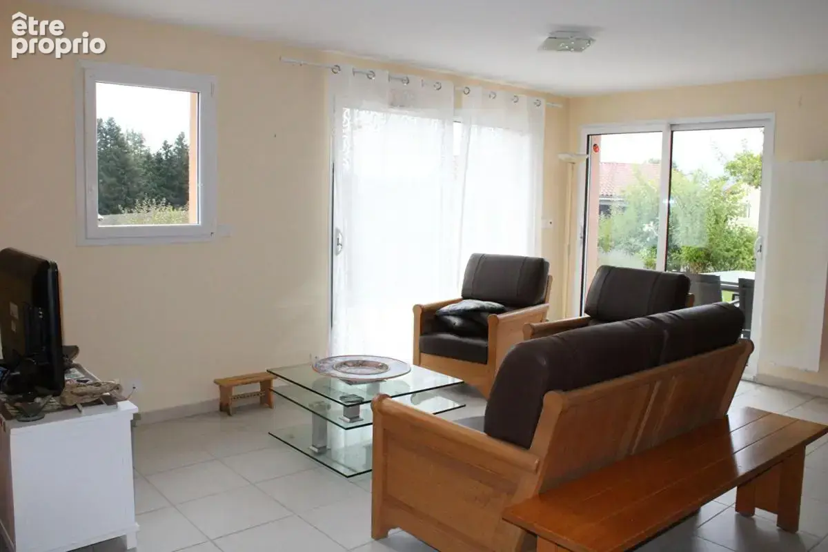 Langogne Maison  5 pièce(s) 172 m2 avec vue dégagée - photo 9