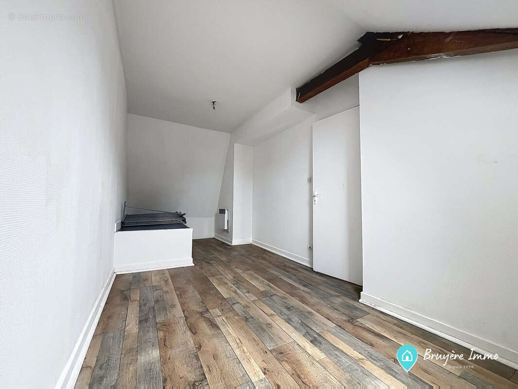 Appartement 261 m² à Conde-Sur-L'escaut  - photo 7