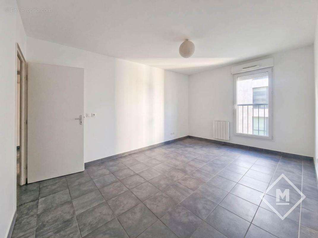 Appartement à MARSEILLE-10E