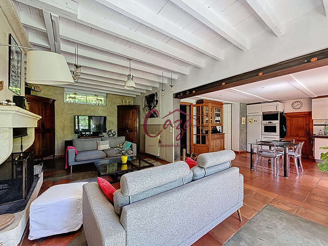 Maison à CAMBLANES-ET-MEYNAC