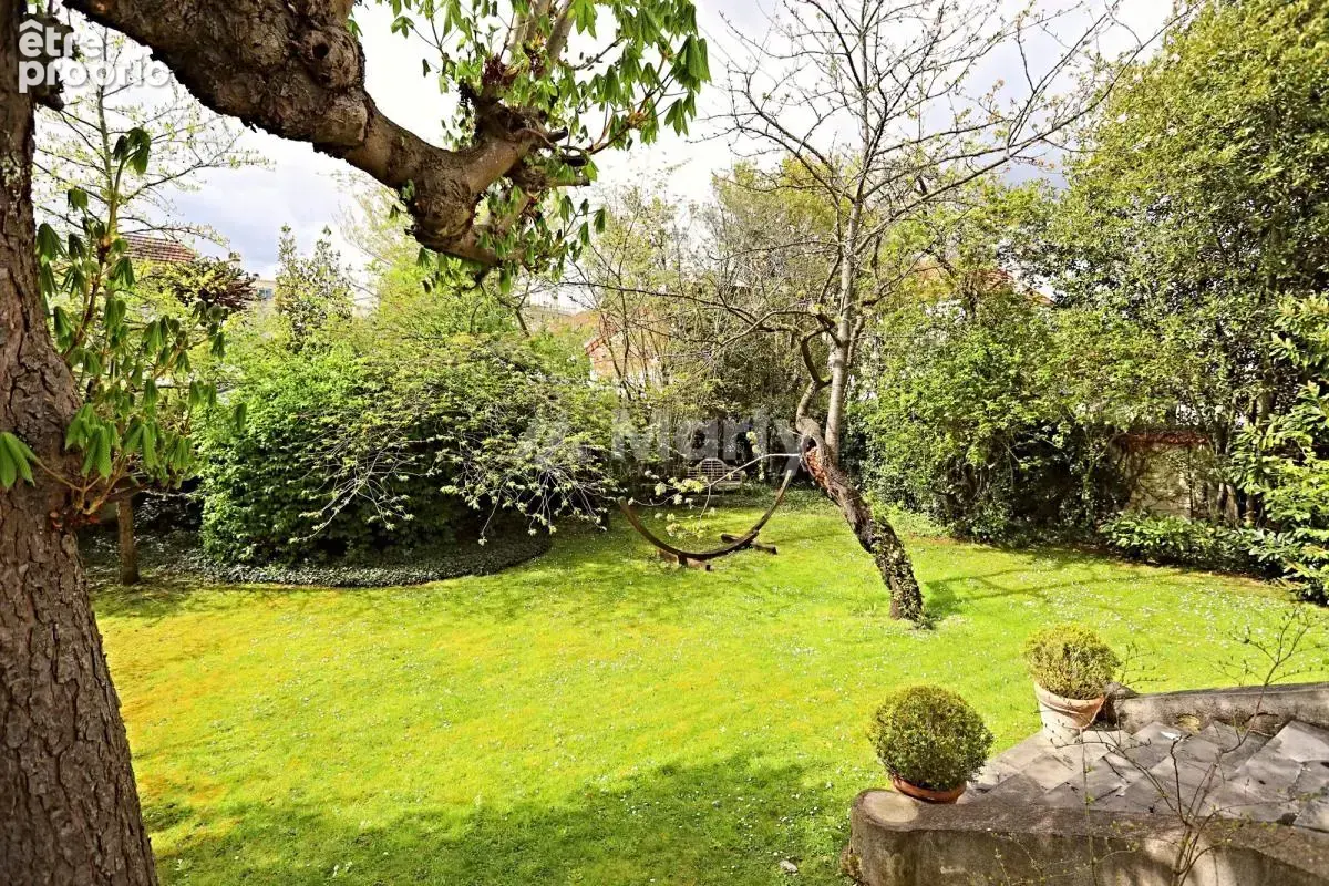 Meulière Mansart de charme avec jardin paysager sans vis-à-vis - photo 5