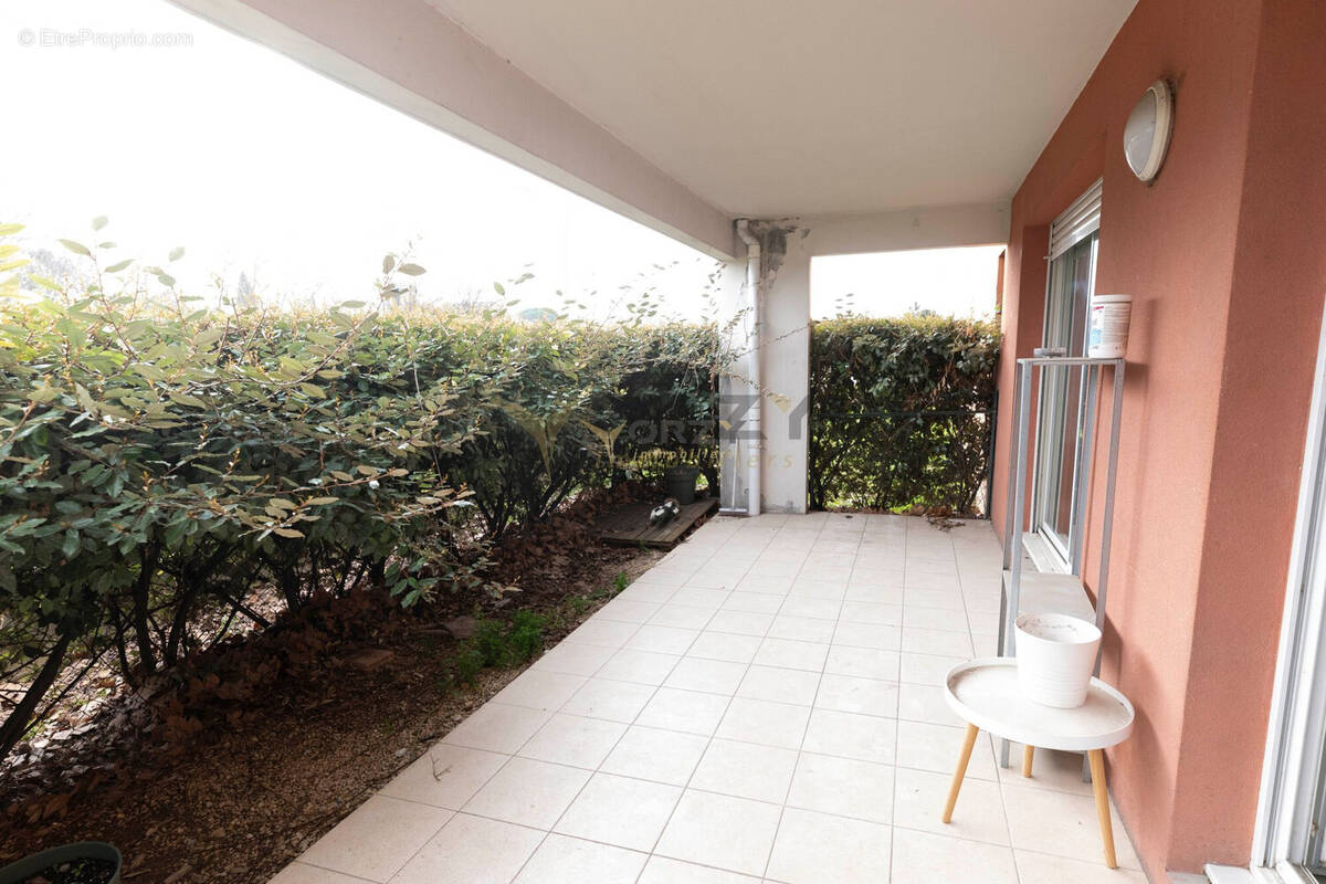 Appartement à LE PONTET