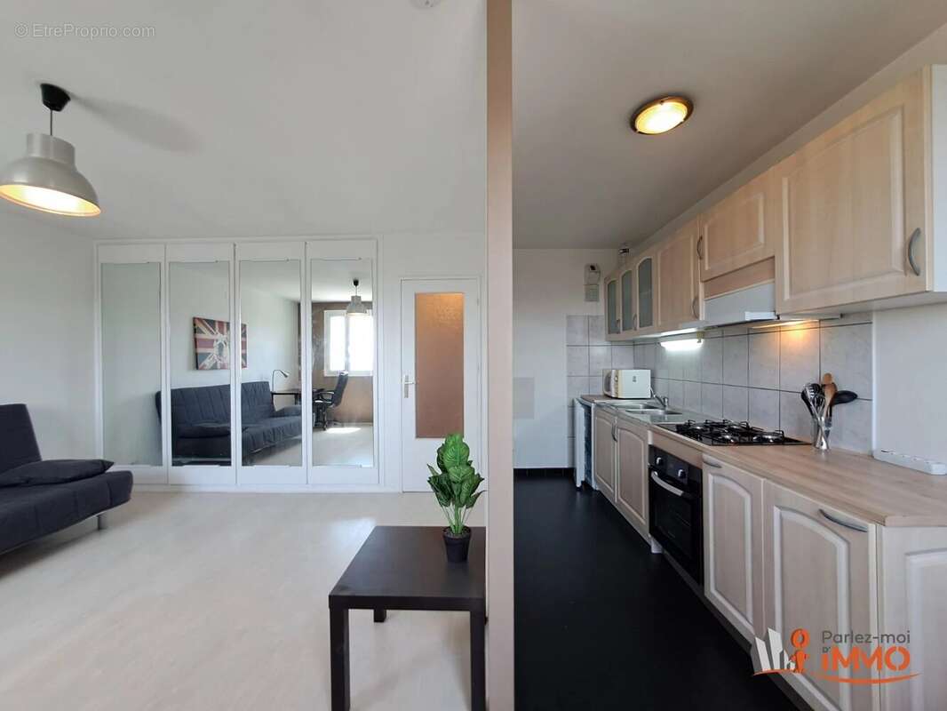 Appartement à SAINT-ETIENNE