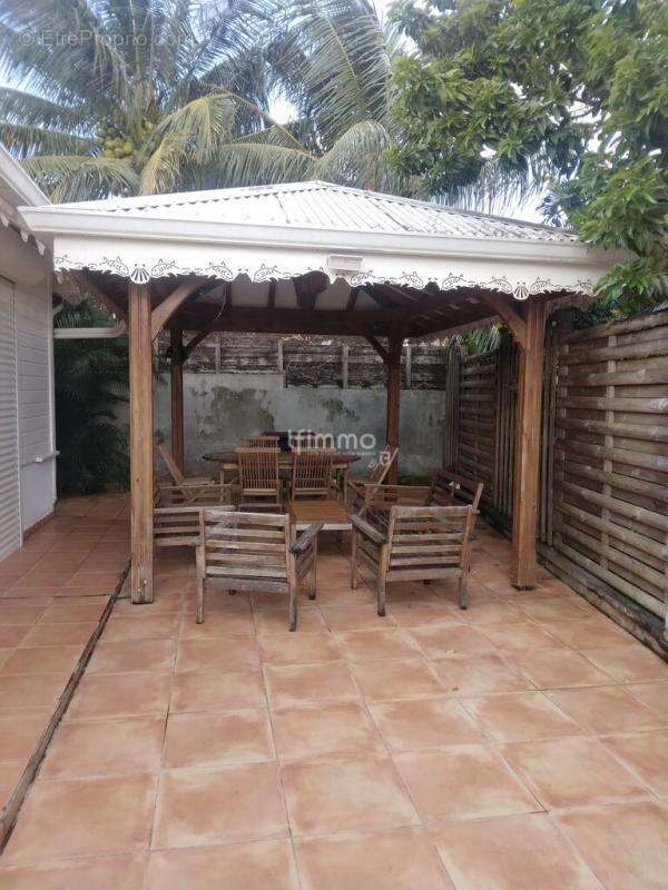 Maison à LES TROIS-ILETS