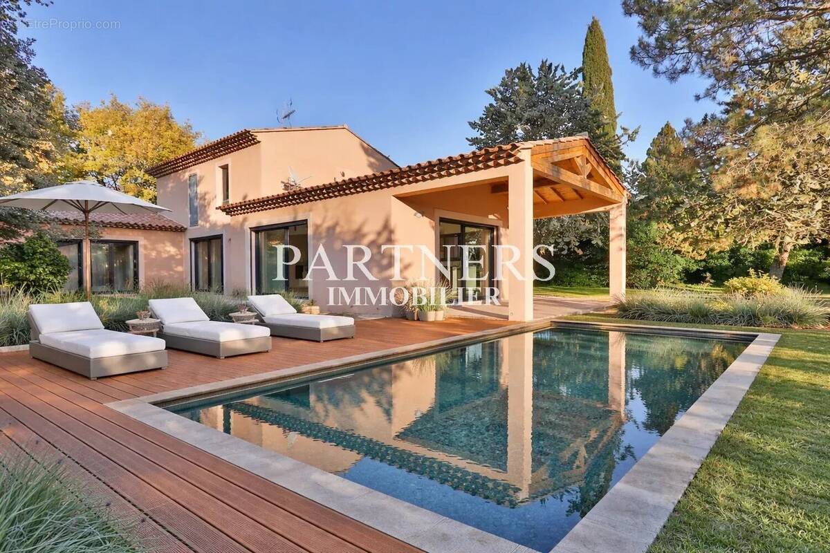 Maison à AIX-EN-PROVENCE