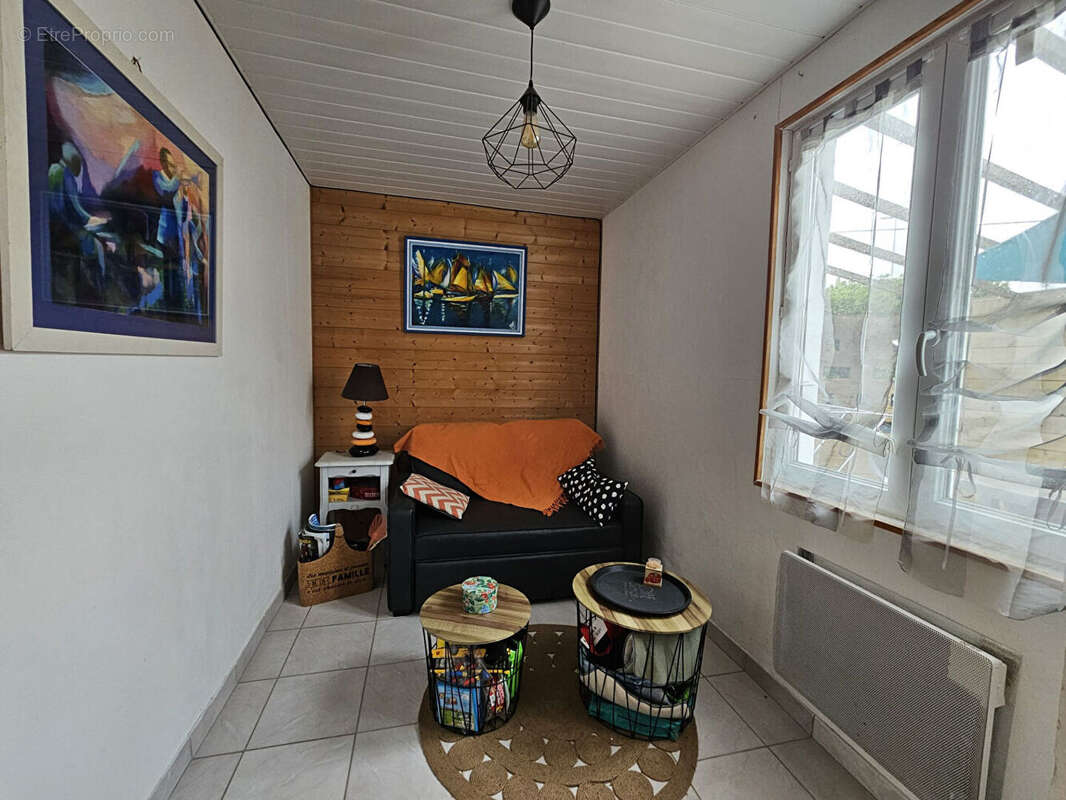 Face à la mer et à 1 km de la Citadelle - Charmante maison de plain-pied avec 2 chambres et jardin - photo 16