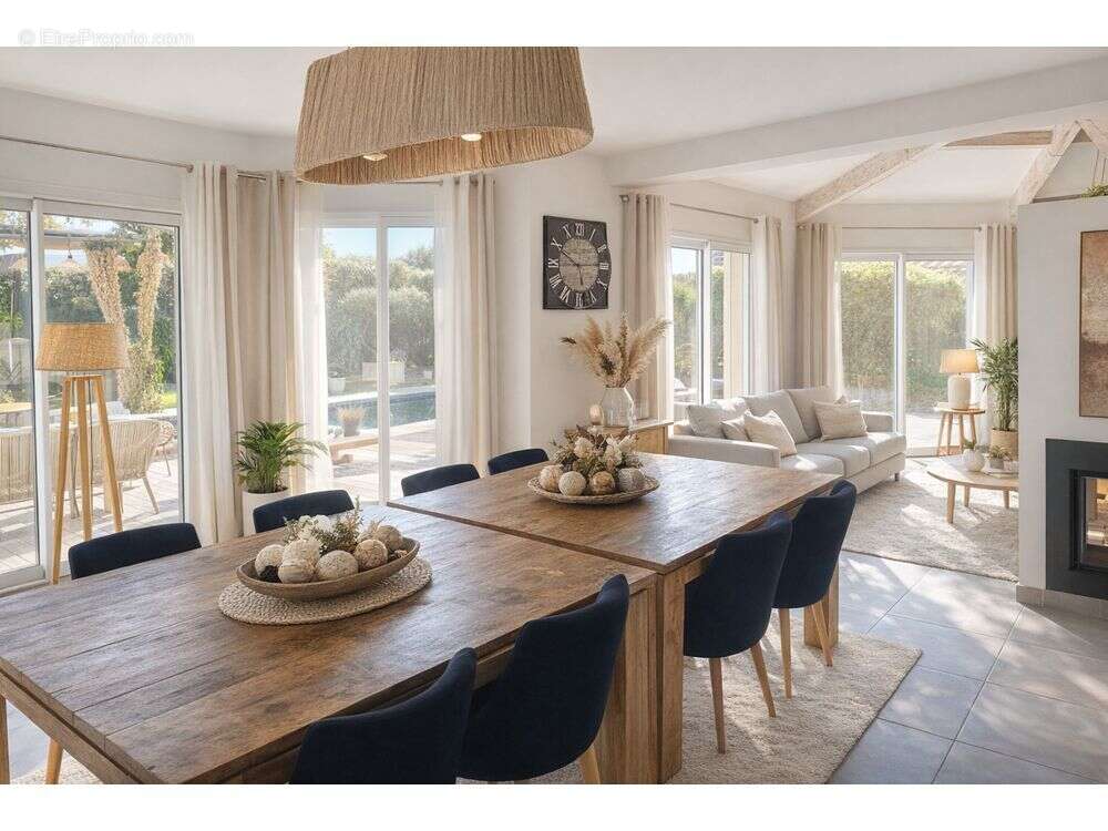 Maison 190 m² à Sainte-Foy-Les-Lyon  - photo 4