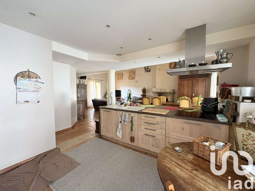 Photo 9 - Maison à CHANTEMERLE-LES-BLES