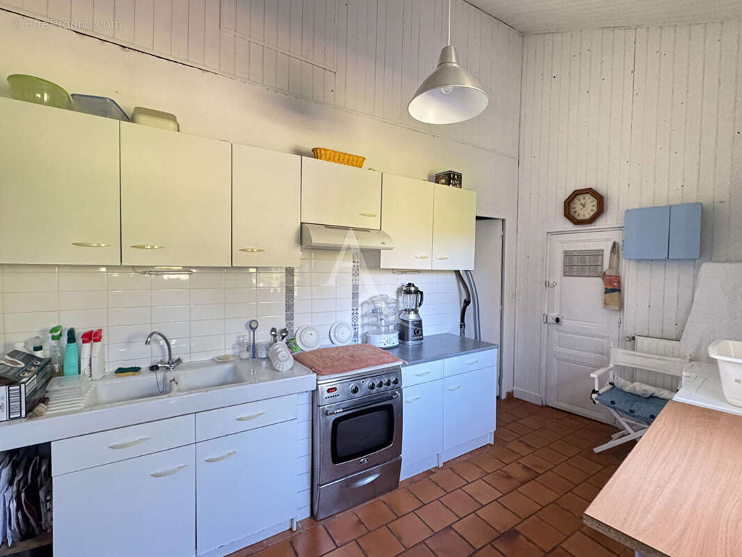 Maison à LE GUE-DE-VELLUIRE