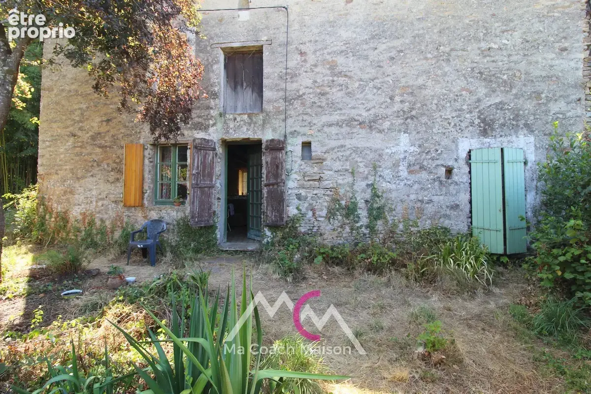 SAINTE-ANNE-SUR-BRIVET, Maison en pierre à rénover - photo 16