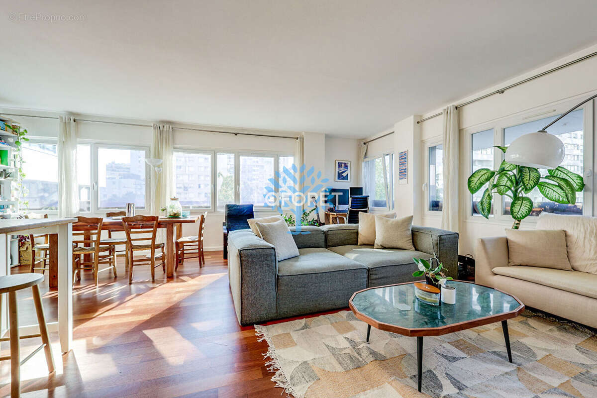 Appartement à PARIS-12E