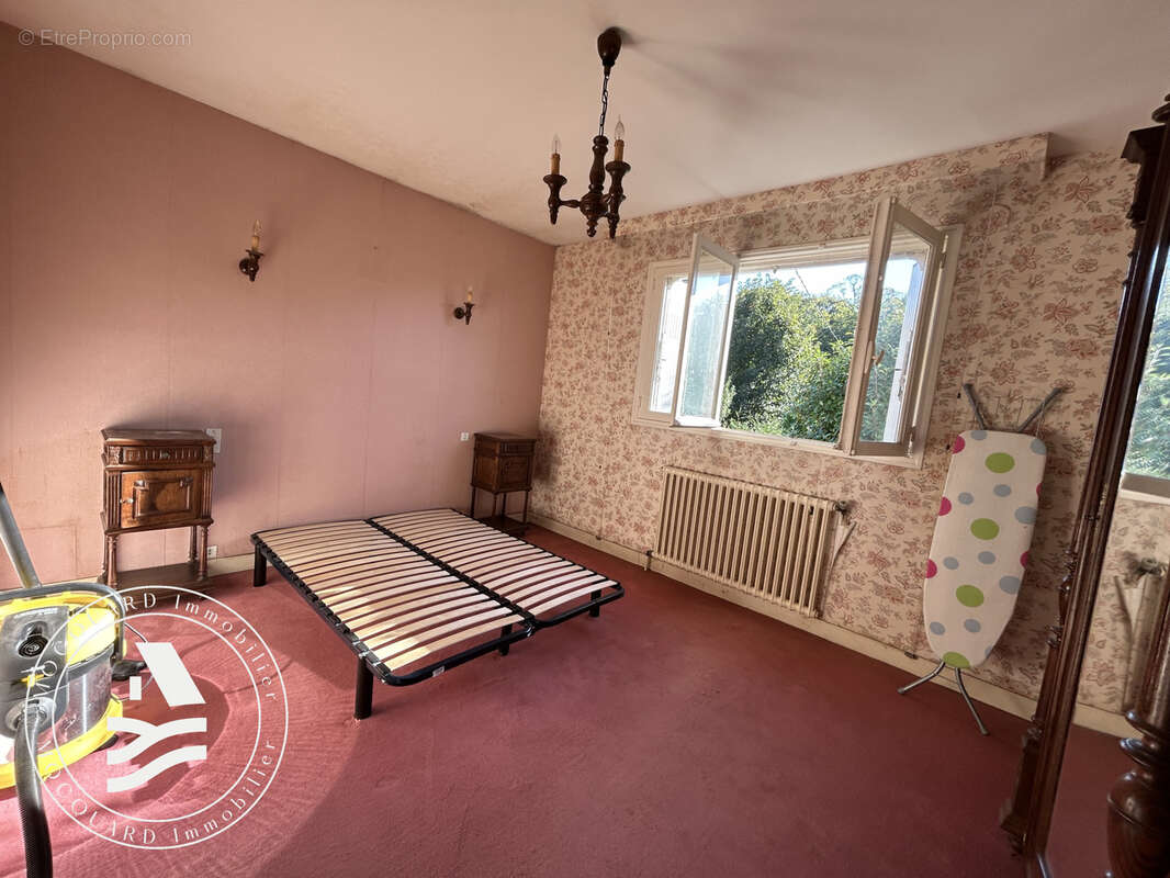 MAISON A RENOVER - Secteur recherché - bourg de Crac'h - photo 7