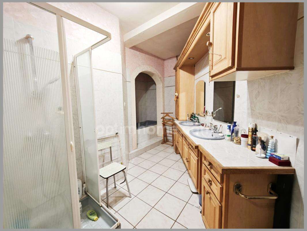 *** exclusivite *** immeuble de rapport + habitation independante + dependances + exterieur *** billom 63160 *** - photo 7