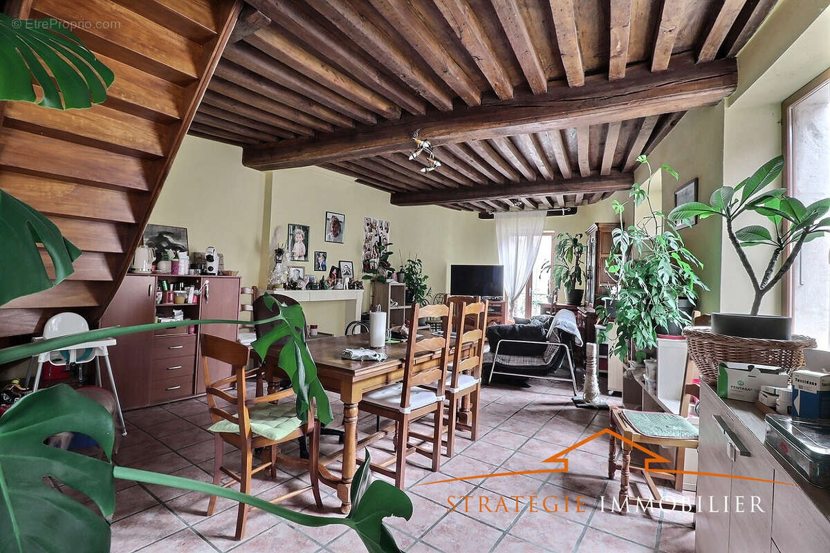 Appartement à MERCUREY